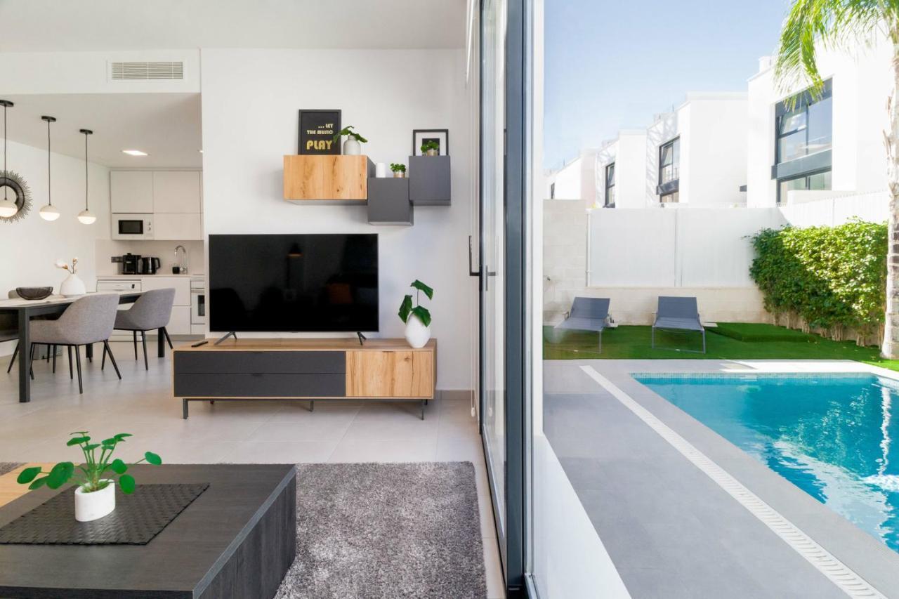 High Tech Villa Navia Spanien Orihuela Extérieur photo