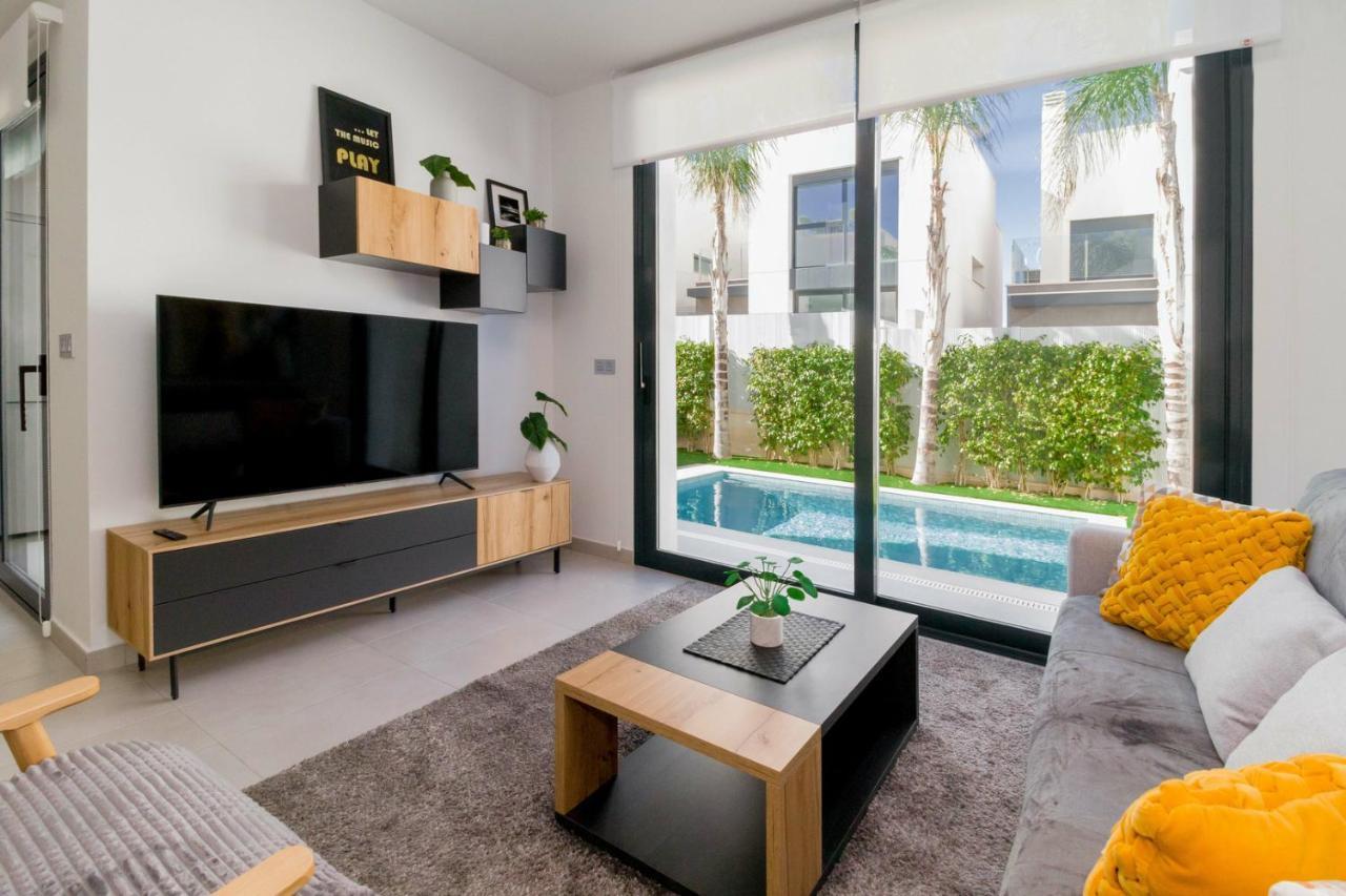 High Tech Villa Navia Spanien Orihuela Extérieur photo