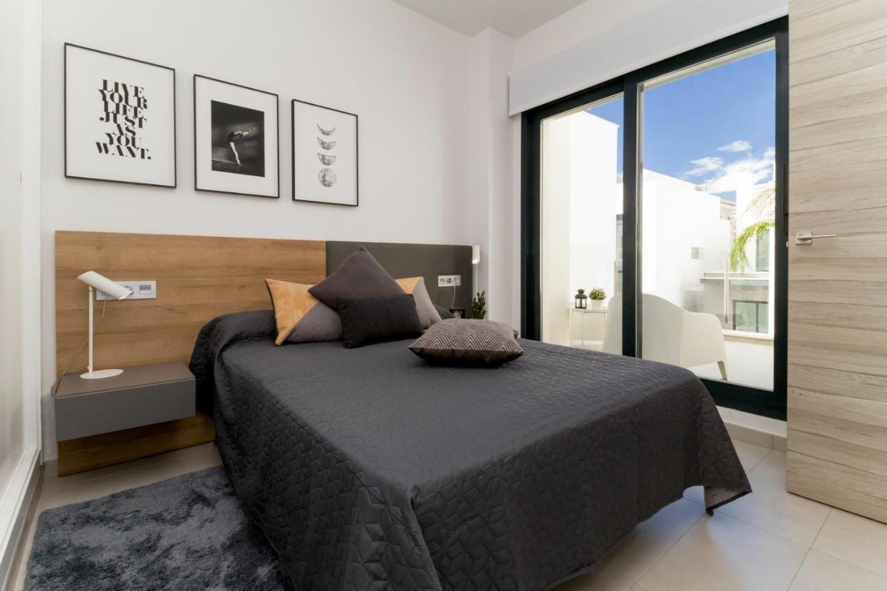 High Tech Villa Navia Spanien Orihuela Extérieur photo